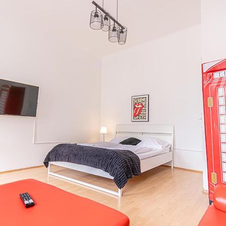 Sweet 3Br Shared Apt Near Wiener Stadthalle & Central Viena Exterior foto